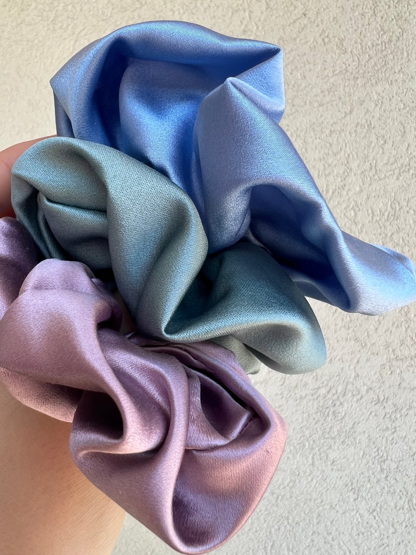 Secchiello Small in raso satinato + Scrunchie