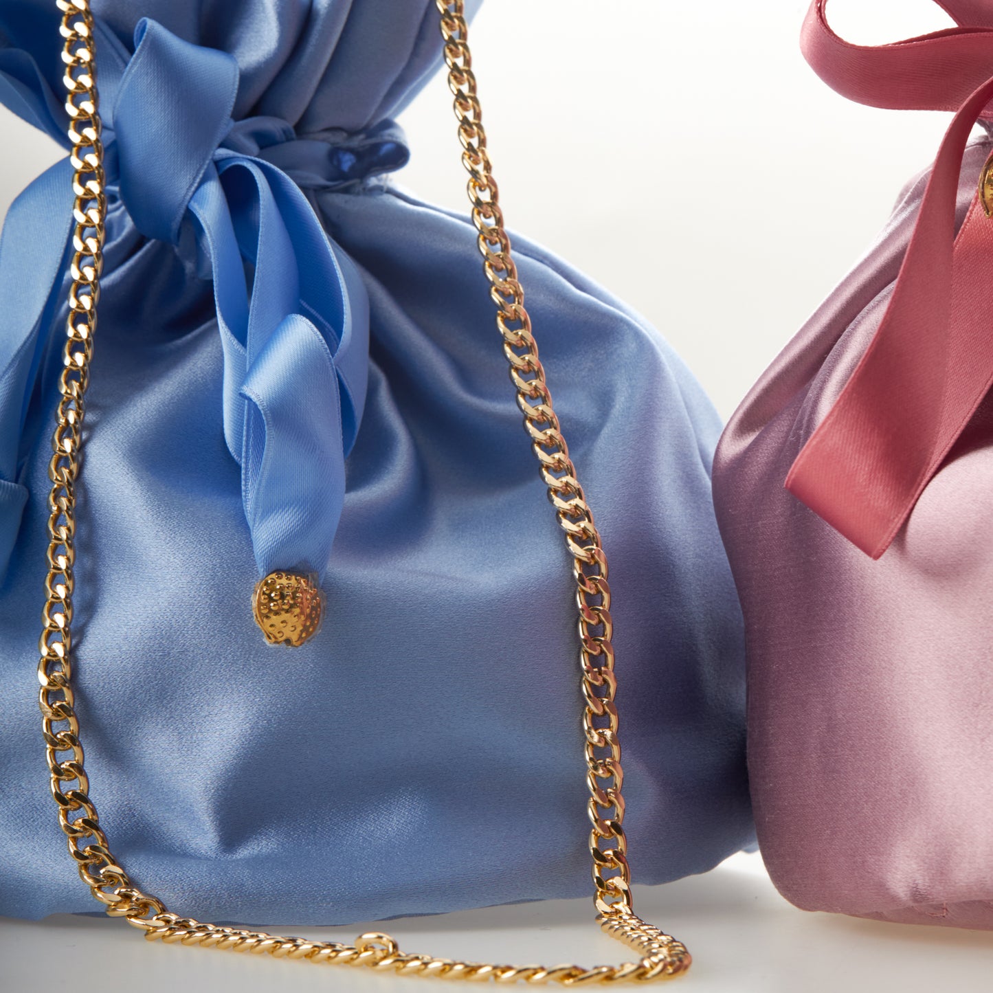 Secchiello Small in raso satinato + Scrunchie